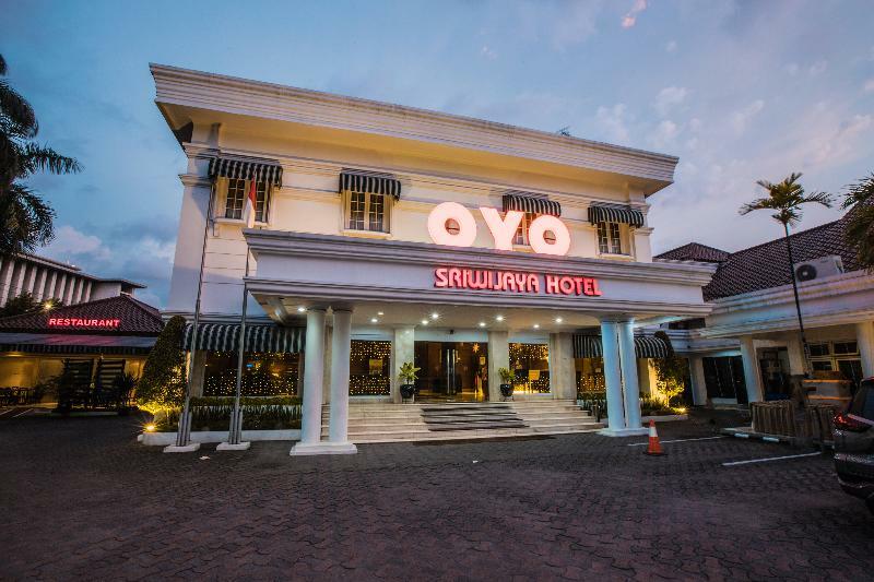 534 Sriwijaya Hotel Jakarta Exterior foto